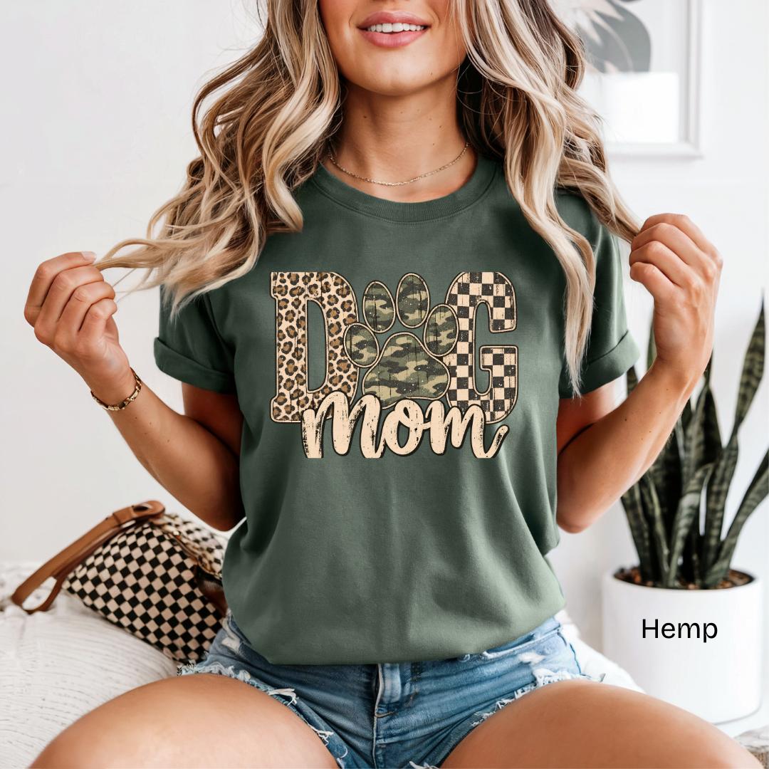 DOG MOM Leopard Camo Checkered Paw Comfort Colors T-Shirt